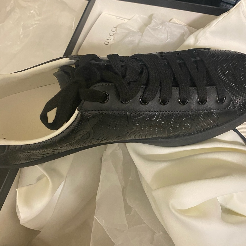 Gucci shoes black
